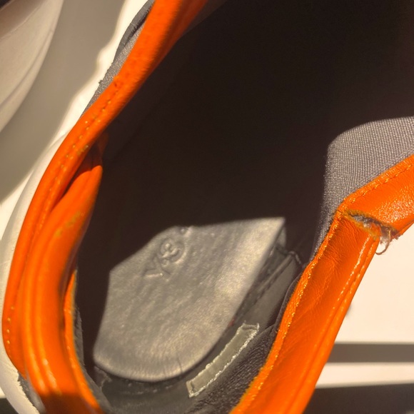 Y-3 no laces. 8.5 orange and black - Picture 4 of 7